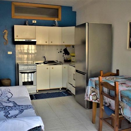 Un Po Di Relax A Pochi Passi Dal Mare! Apartment Àrbatax Екстериор снимка